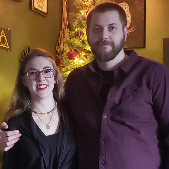 Meet your Posher, Lindsey - Picture 1 of 1